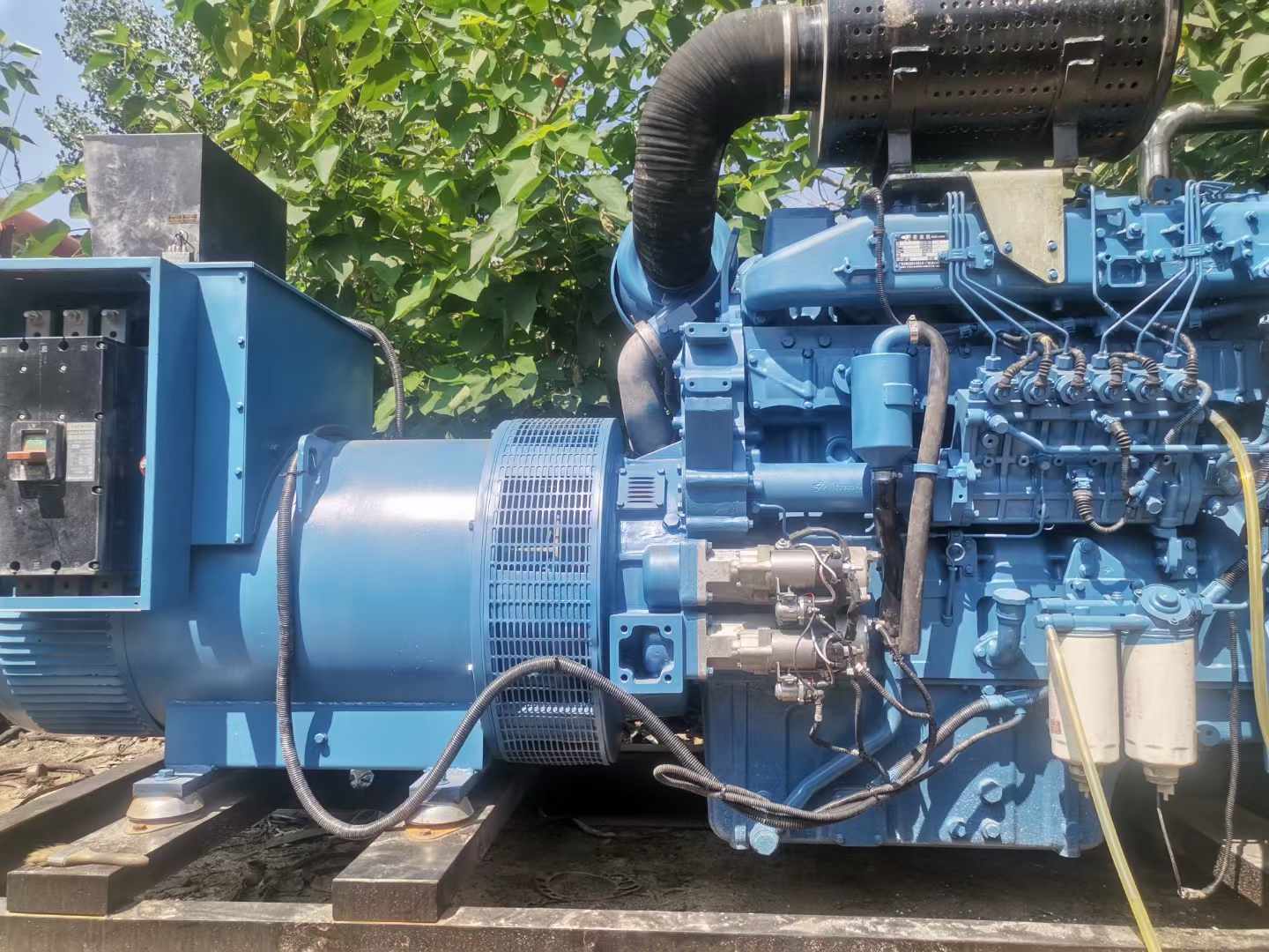 南票详细说明降低 800kW 柴油发电机输出电流波动的方法