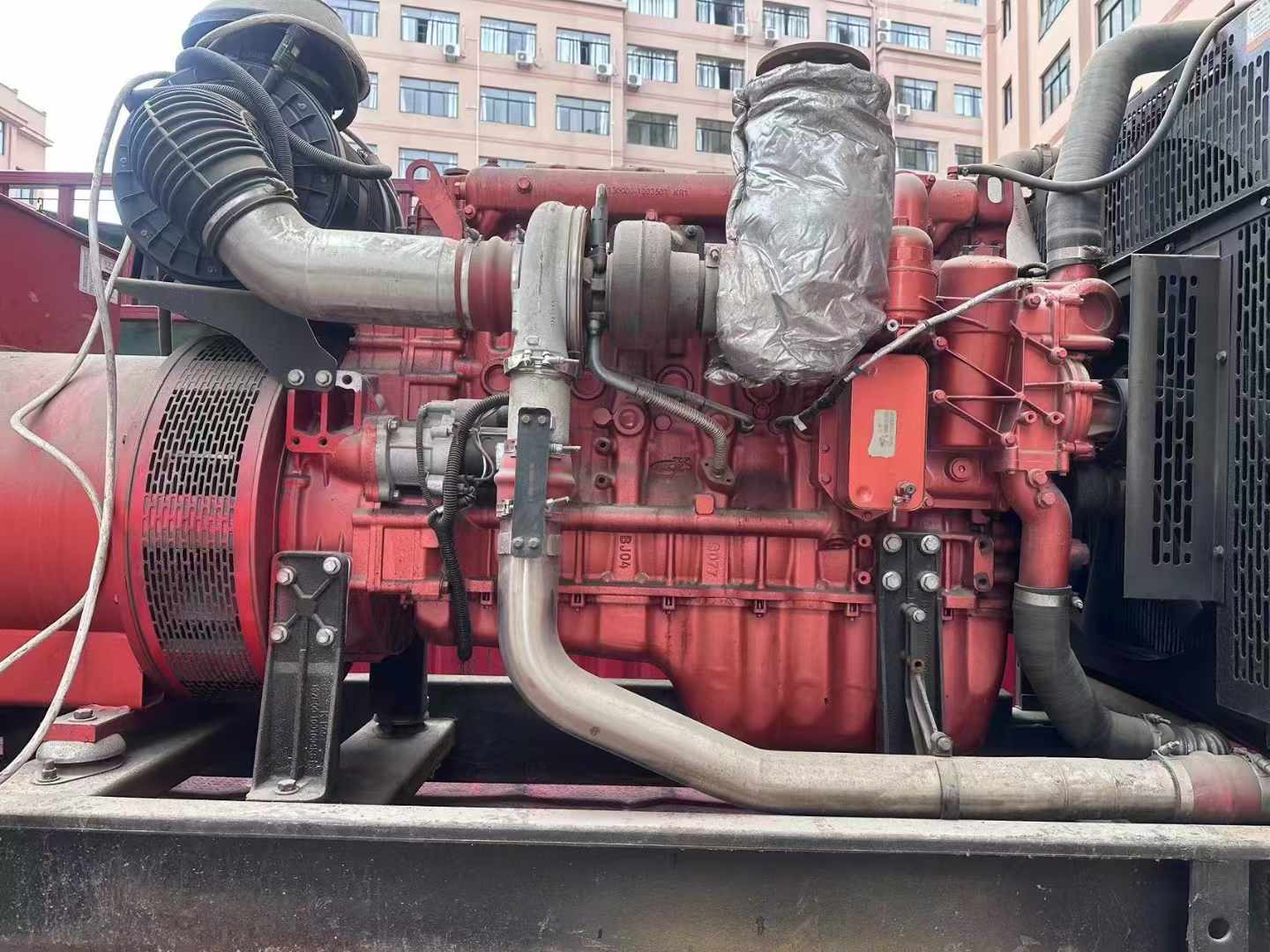 南票如何选择适合 600kW 柴油发电机组的过载保护器？